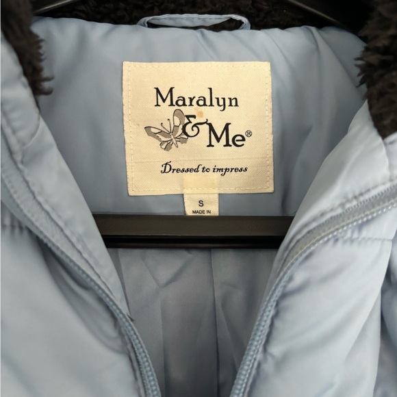 Faux Fur trim hooded Puffer coat - Picture 3 of 3